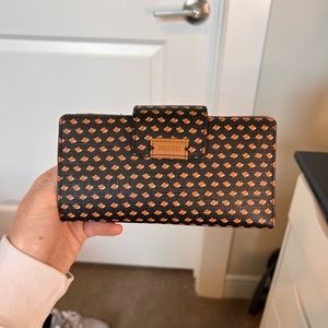 Fossil wallet